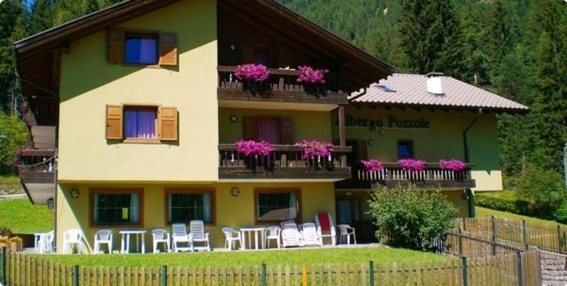 Albergo Pozzole Stava エクステリア 写真